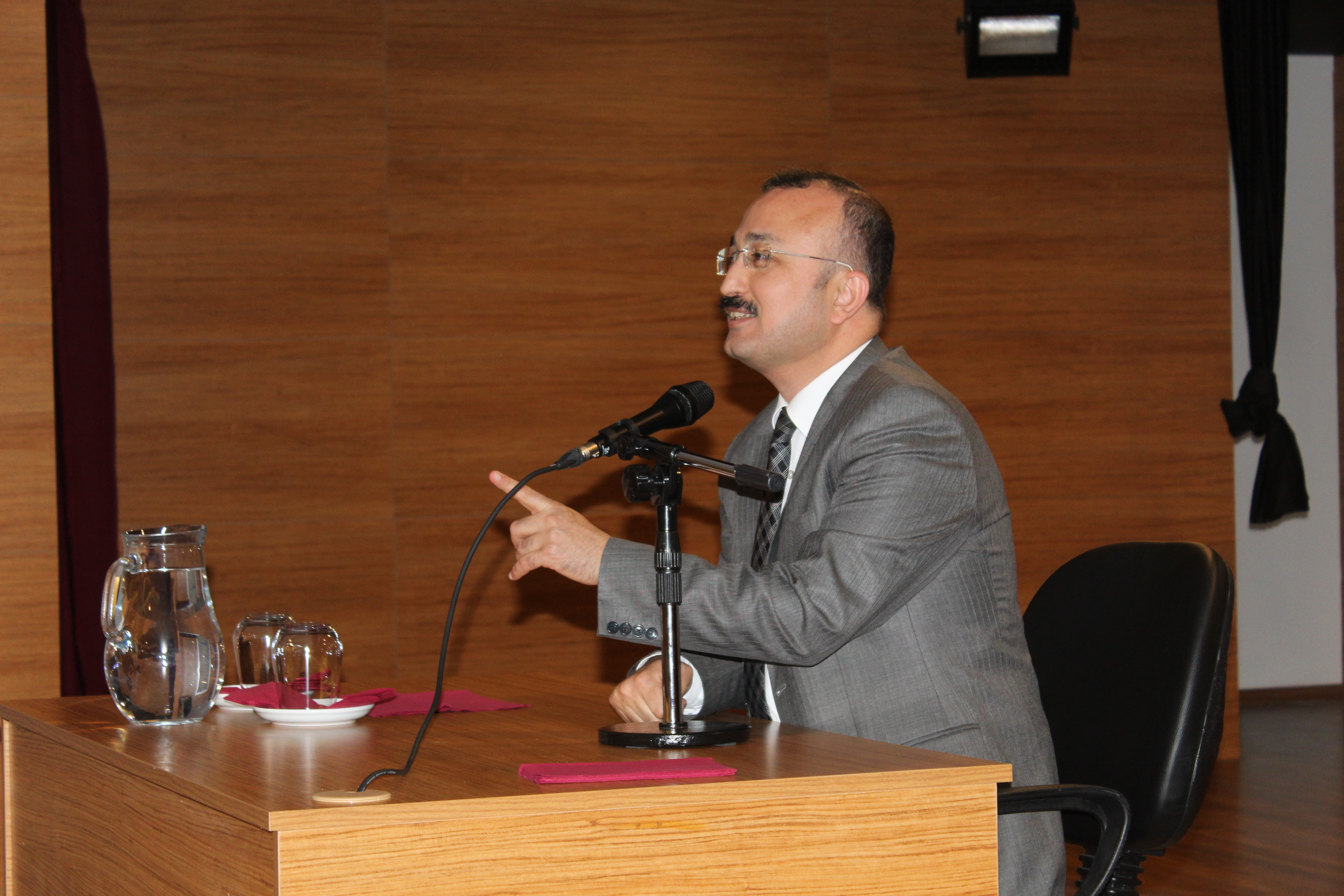 Büyükçekmece Kaymakamı Dr. Mehmet ÖZEL'in Hayriye Duruk Mesleki ve Teknik Anadolu Lisesi Ziyareti